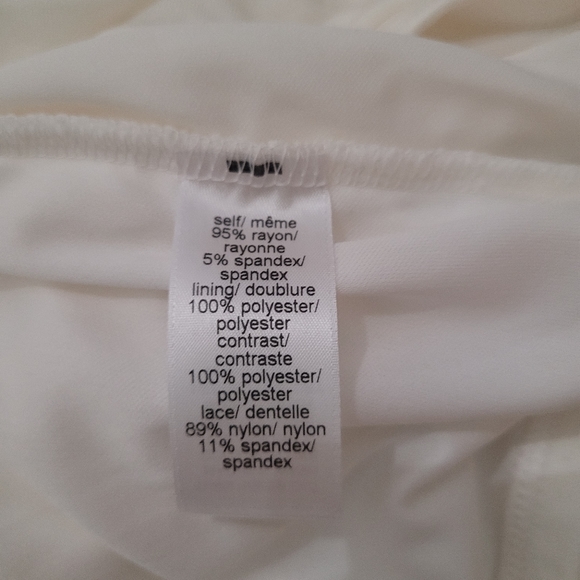 Maurices NEW cream blouse with lace and ruffle - Picture 4 of 4